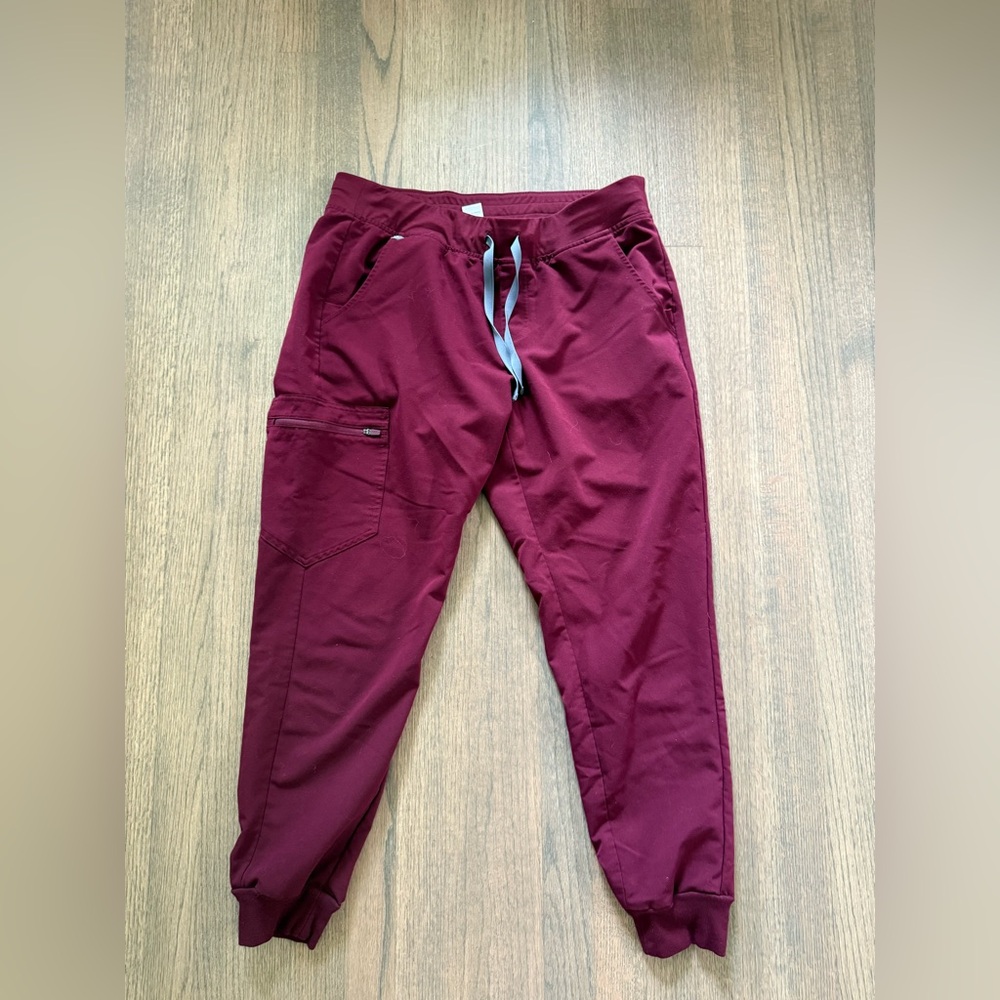 Figs Zamora Joggers-Burgundy-Size Large